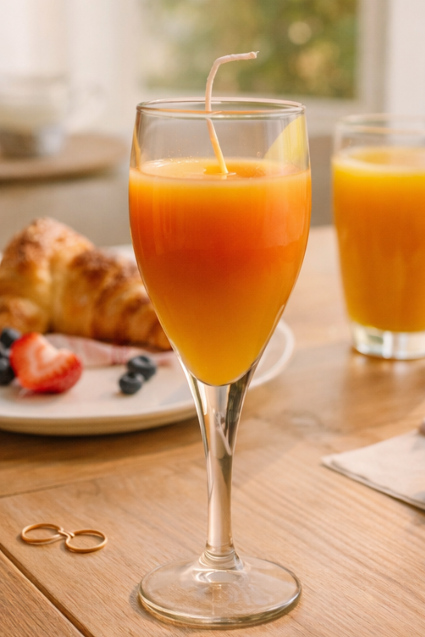 Solara Zest – Citrus Glow Stem Candle