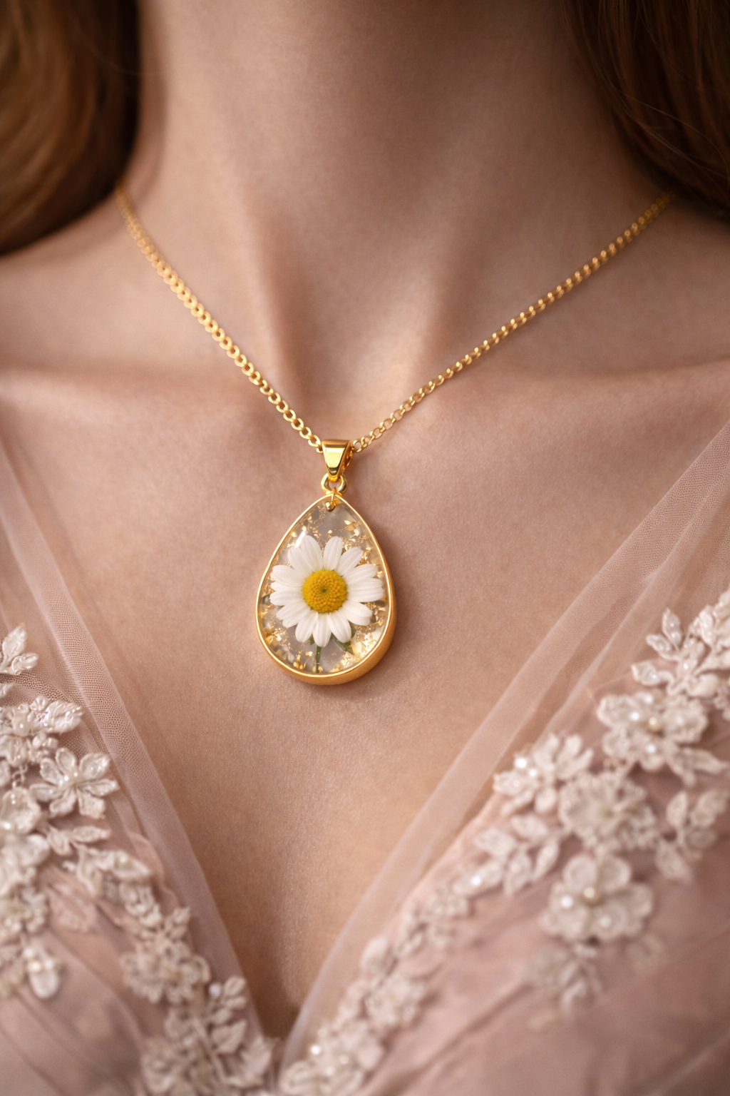 “Soléa Daisy” – The Golden Joy Collection